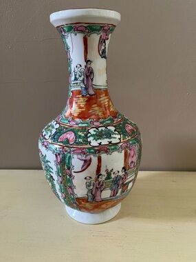 Hand-Painted Rose Medallion Porcelain Vase in Pink and Green